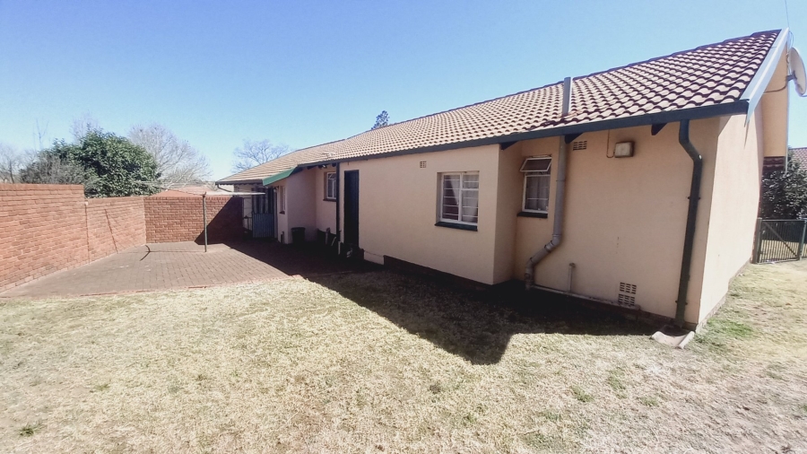 5 Bedroom Property for Sale in Sasolburg Ext 10 Free State